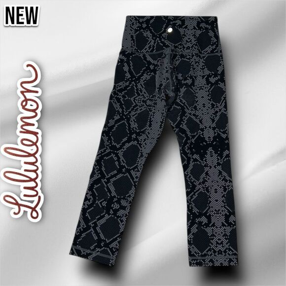 Preowned Lululemon Wunder Under Crop (Hi-Rise) Full-On Luon Snake Slate Deep 6 - Picture 6 of 8